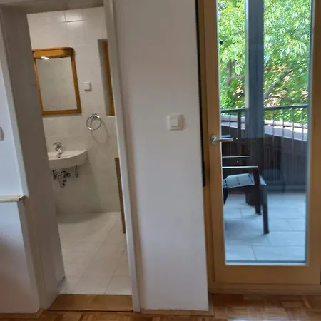 Bed & Breakfast Sobe Levc