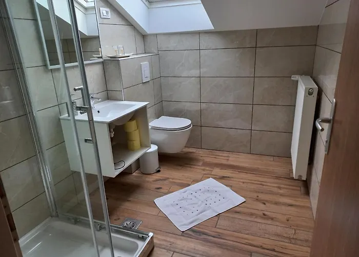 Frühstückspension Sobe Levc 3*