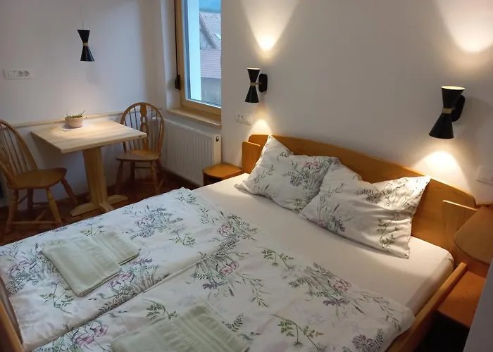 Sobe Levc Frühstückspension 3*