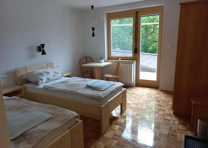 Sobe Levc לינה וארוחת בוקר מוזירייה